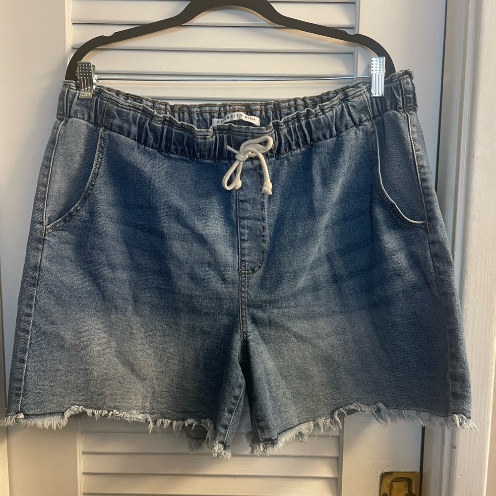 Celebrity Pink High Rise Drawstring Waist Medium Wash Jean Cutoff Shorts XXL - Picture 3 of 8
